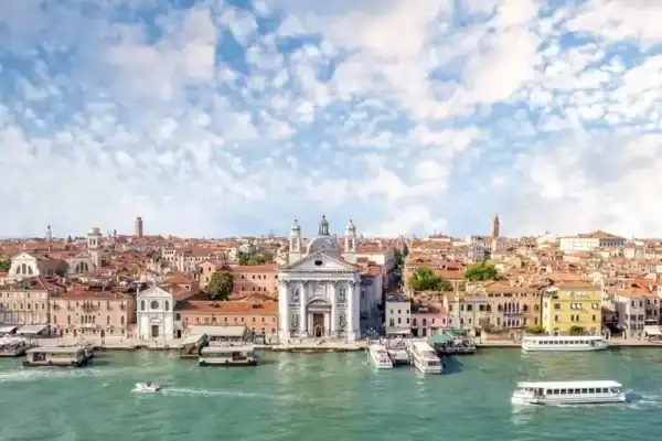 Venetie